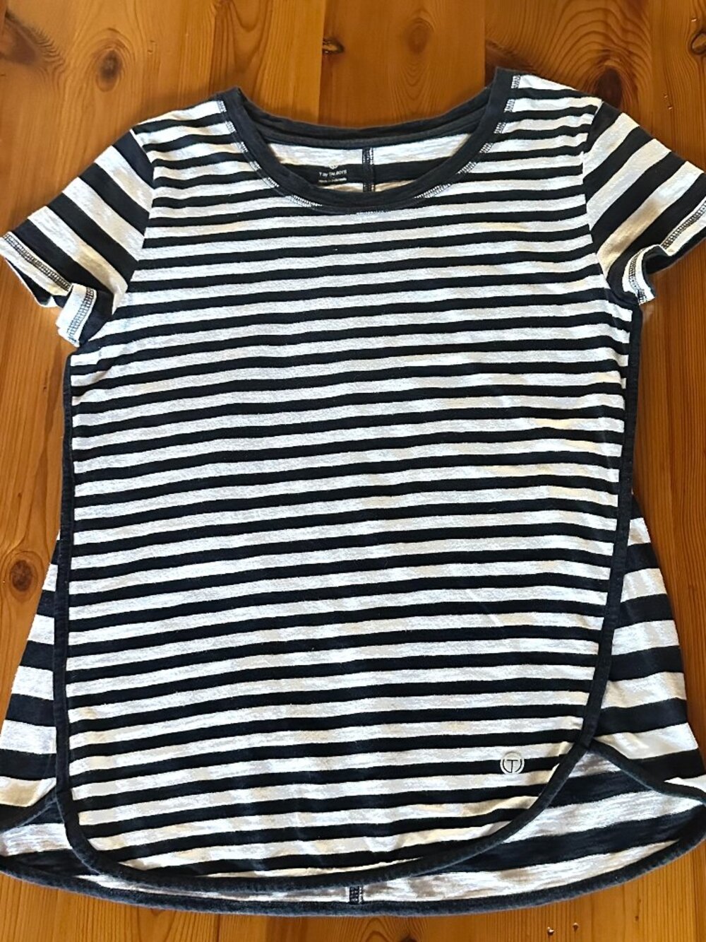 T by Talbots deep navy and white striped short-sleeve top, M